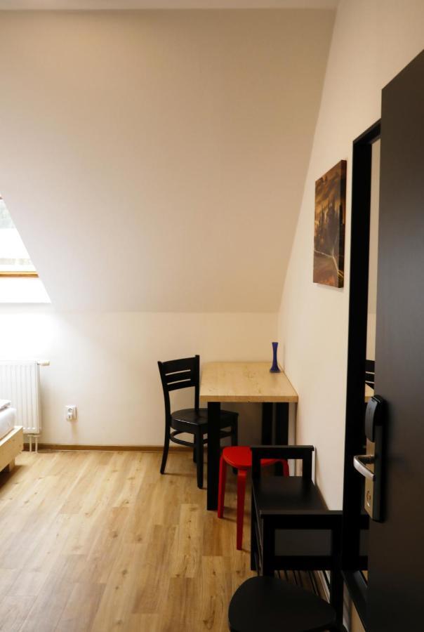 Penzion&Pizzerie U Massima Vyškov Esterno foto
